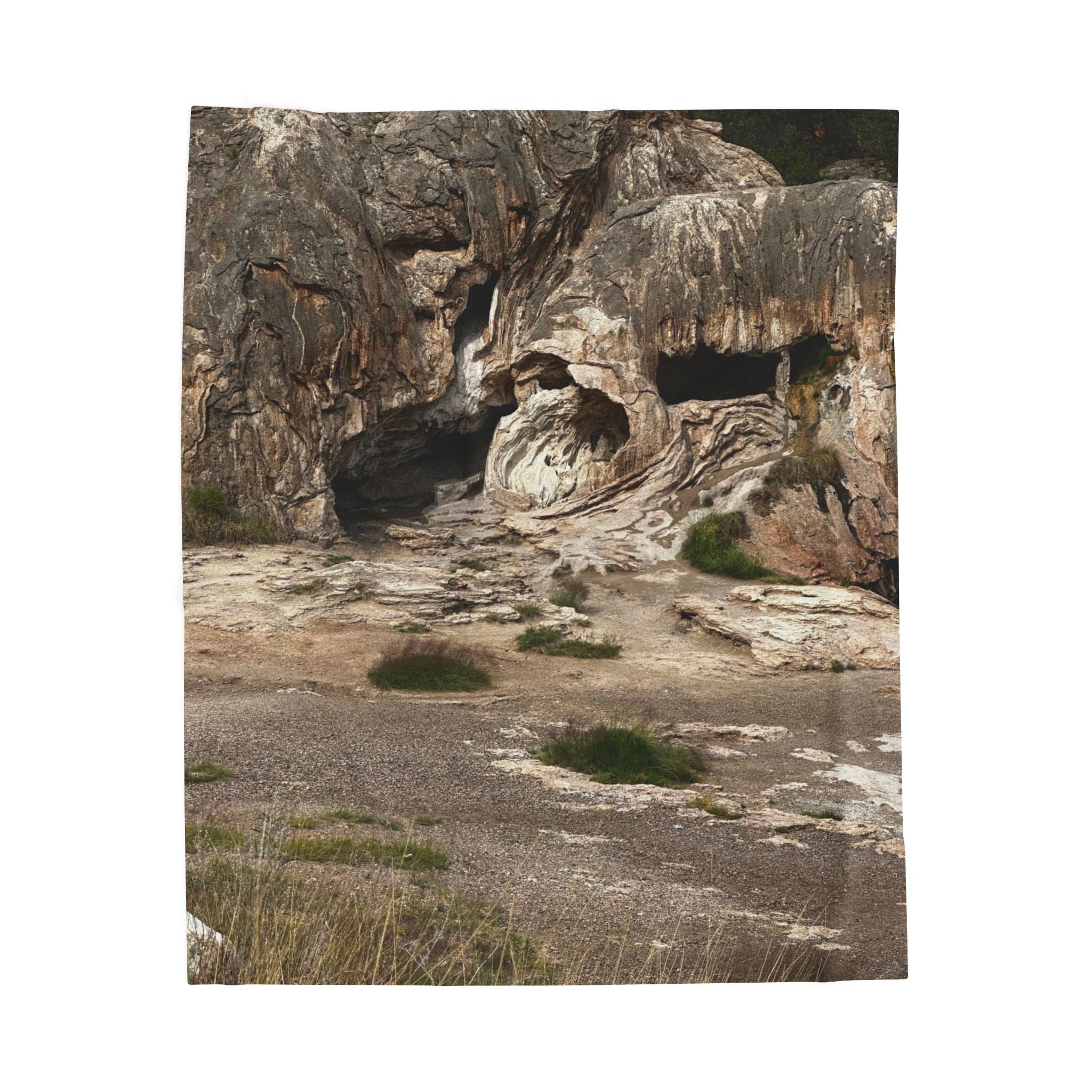 Cozy Velveteen Plush Blanket, Soft Throw for Home Decor, Perfect Gift for Birthdays, Holidays, and Relaxation