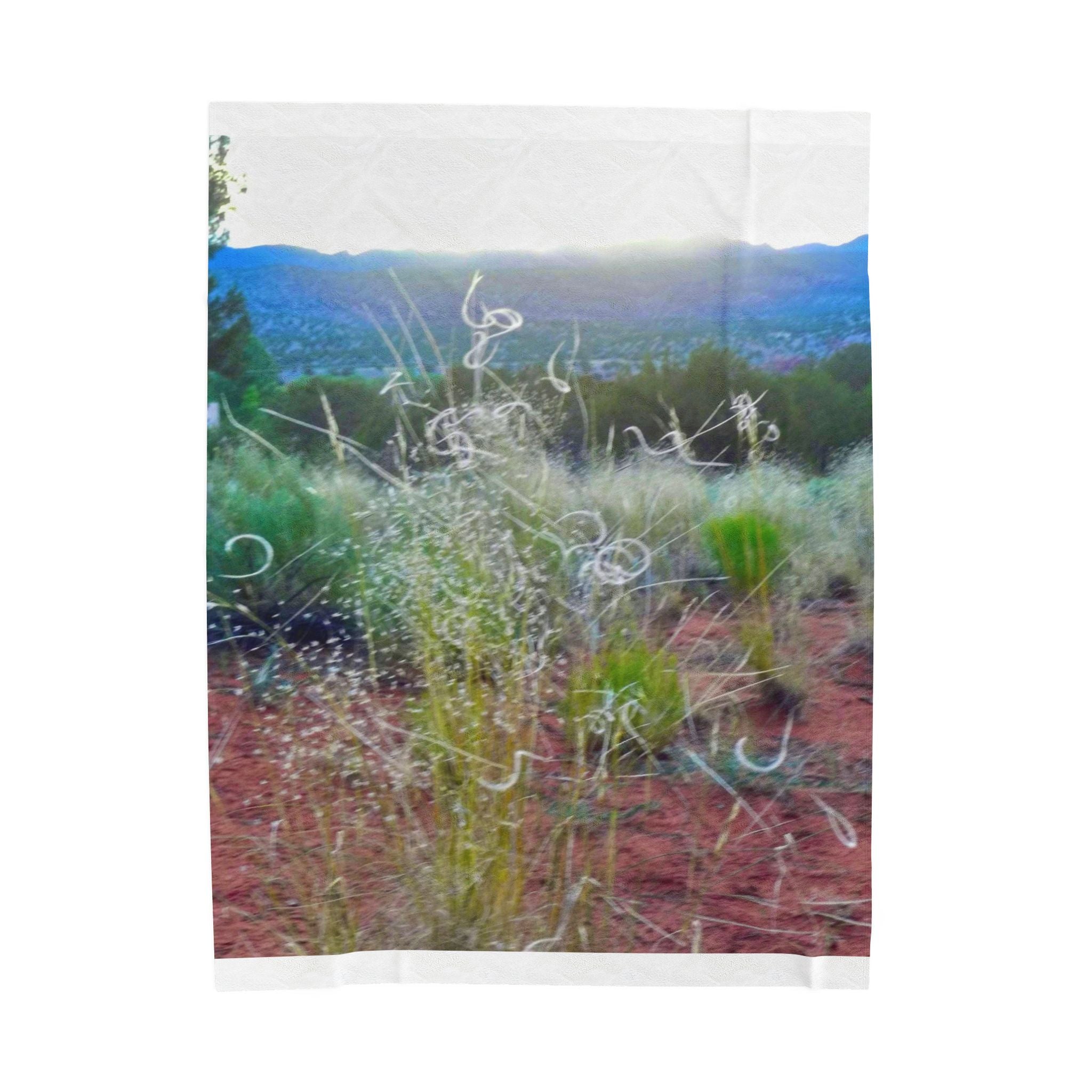 Cozy Velvet Blanket, Soft Plush Throw for Home Decor, Great for Gifts, Picnics, and Relaxation, Bohemian Style