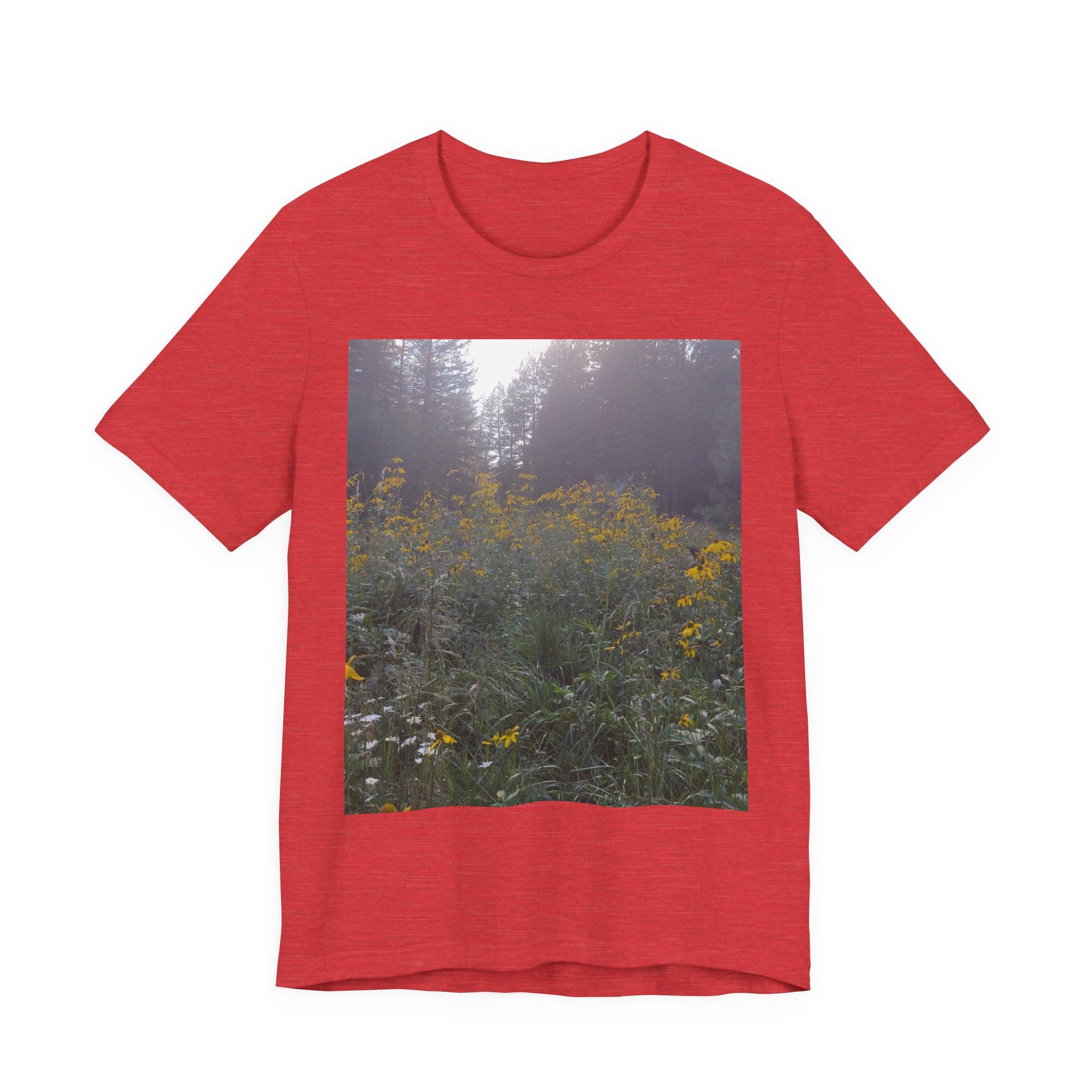 Nature-Inspired Unisex Tee - Perfect for Nature Lovers, Summer Outings, Outdoor Events, Gifts for Friends, Eco-Conscious Fashion