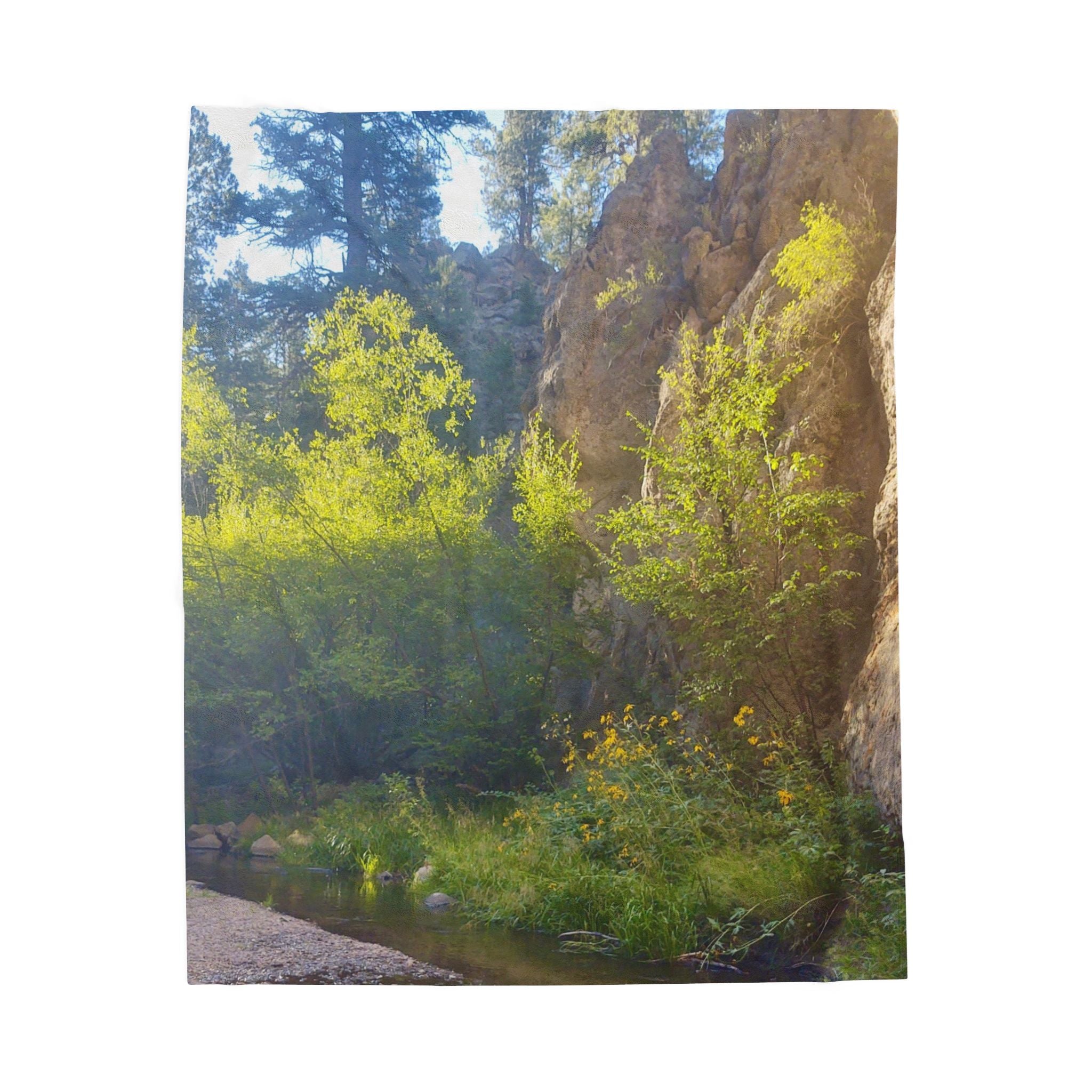 Nature-Inspired Velveteen Plush Blanket, Cozy Throw for Home Decor, Gift for Nature Lovers, Relaxation and Comfort Item