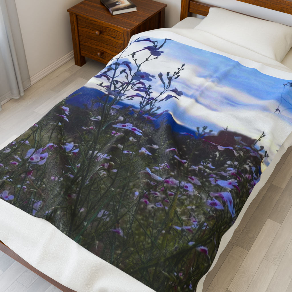 Cozy Floral Velveteen Blanket | Perfect for Home Decor, Gift for Friends, Cozy Nights, Flower Lovers, Soft Throw