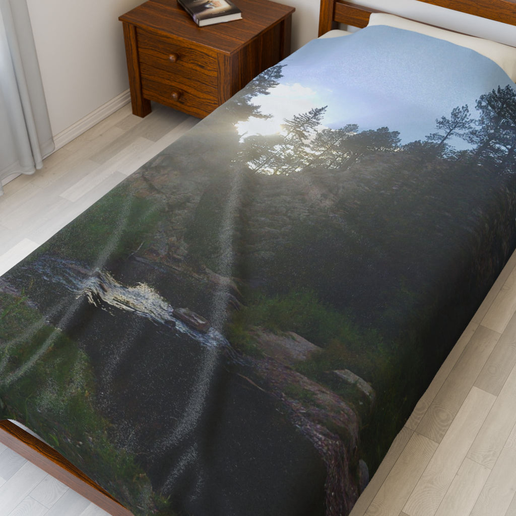 Cozy Nature Scene Velveteen Plush Blanket, Soft Throw Blanket, Warm Home Decor, Gift for Nature Lovers, Camping Blanket, Outdoor Blanket