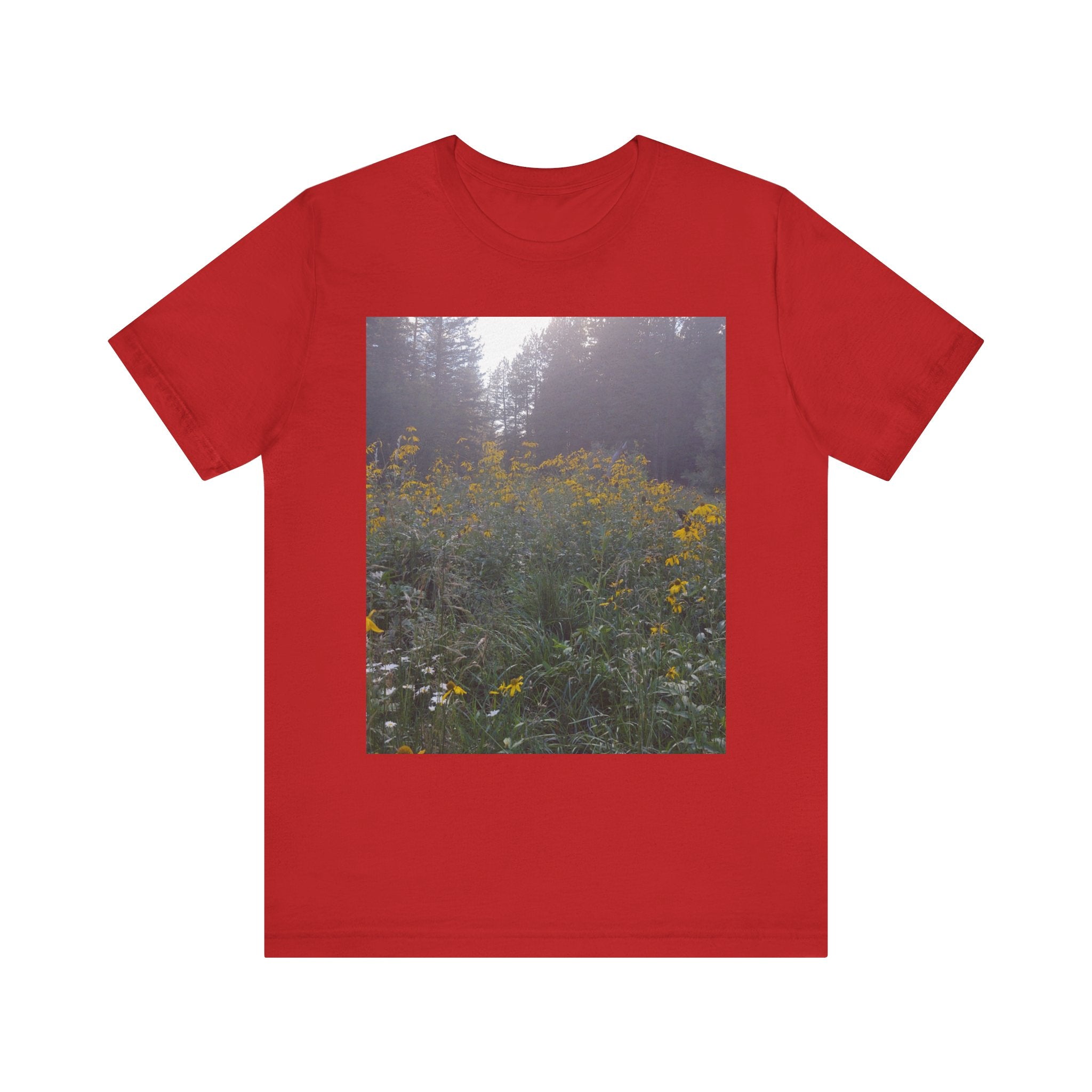 Nature-Inspired Unisex Tee - Perfect for Nature Lovers, Summer Outings, Outdoor Events, Gifts for Friends, Eco-Conscious Fashion