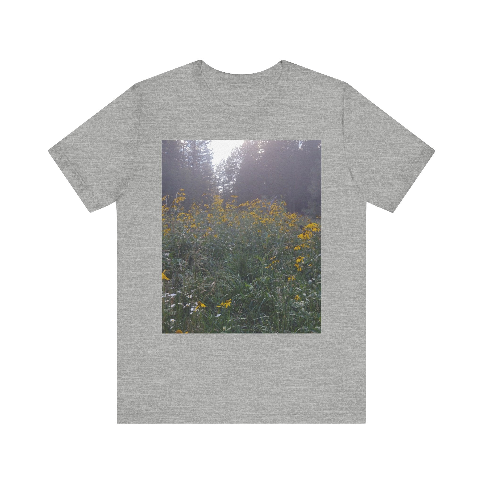 Nature-Inspired Unisex Tee - Perfect for Nature Lovers, Summer Outings, Outdoor Events, Gifts for Friends, Eco-Conscious Fashion