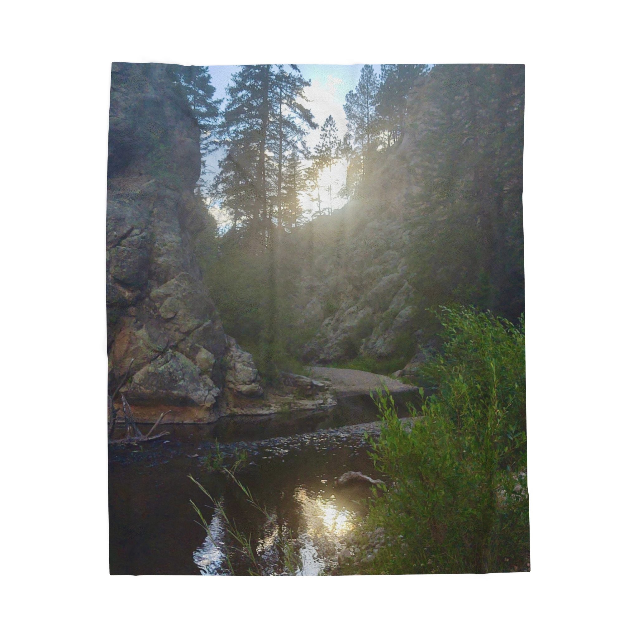 Cozy Nature-Inspired Velveteen Plush Blanket for Relaxation, Perfect for Home Decor, Gift for Cozy Nights, Camping & Outdoor Vibes