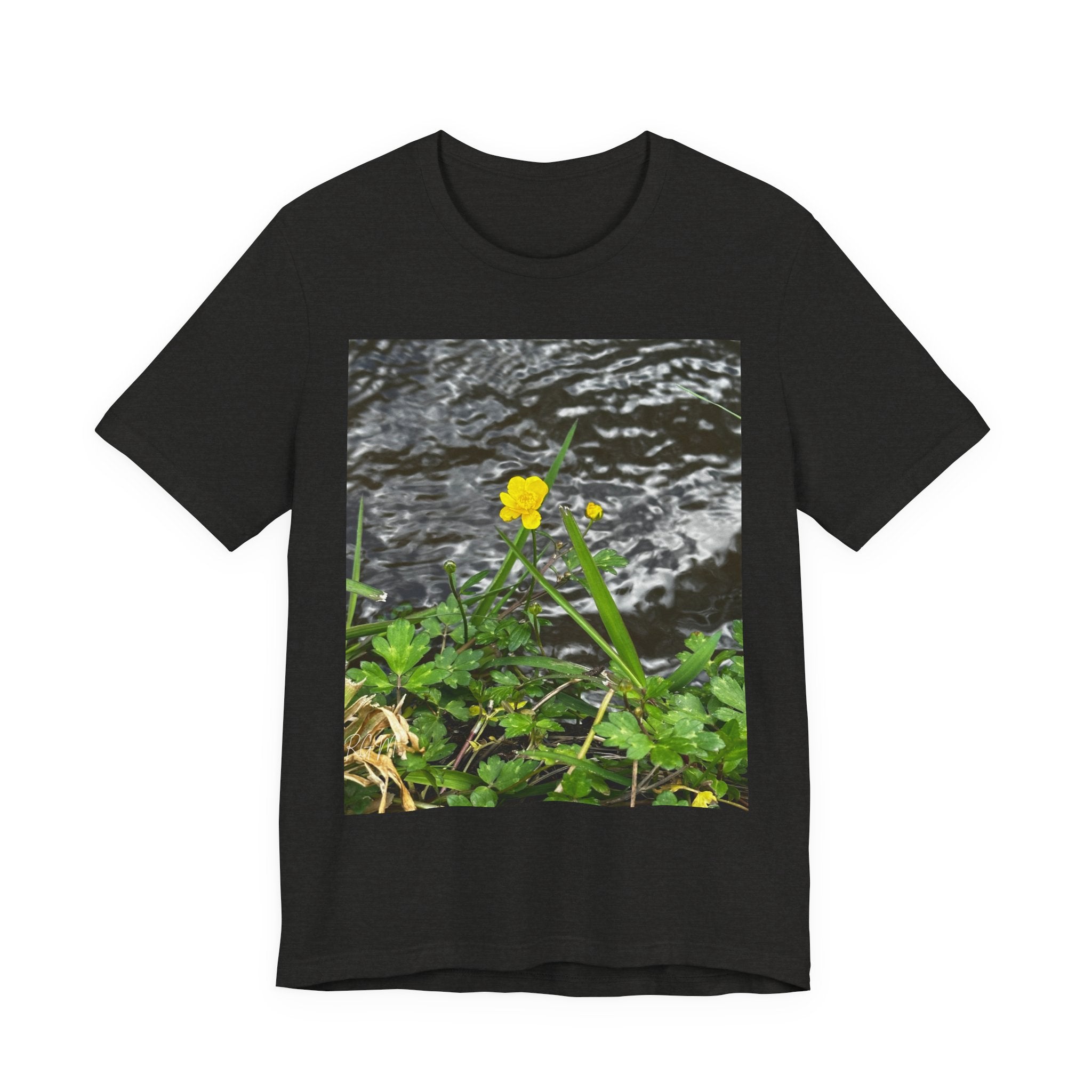Nature-Inspired Short Sleeve Tee, Perfect for Spring-Summer Fashion, Casual Everyday Wear, Nature Lover's Gift, Eco-Friendly Tee, [...]