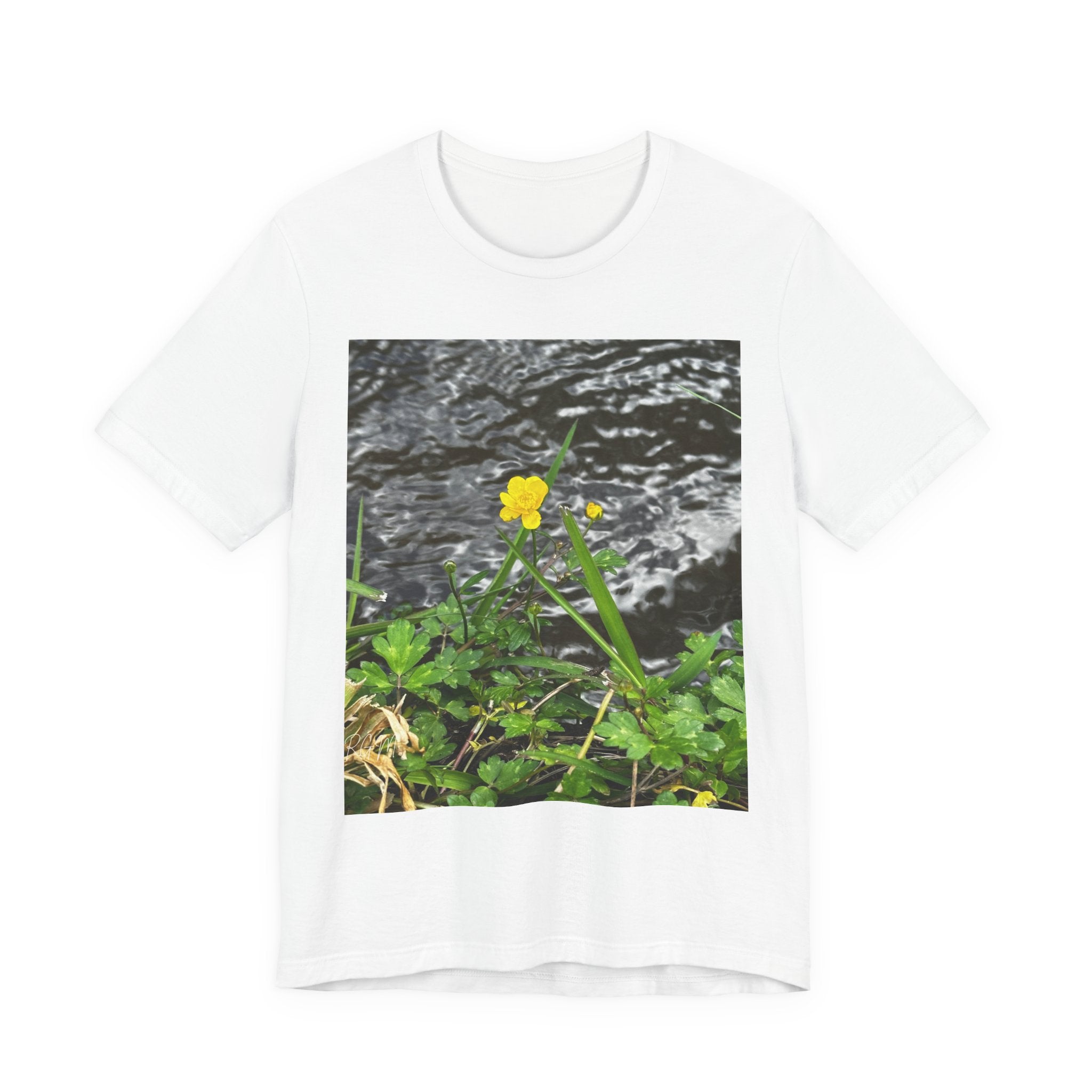 Nature-Inspired Short Sleeve Tee, Perfect for Spring-Summer Fashion, Casual Everyday Wear, Nature Lover's Gift, Eco-Friendly Tee, [...]
