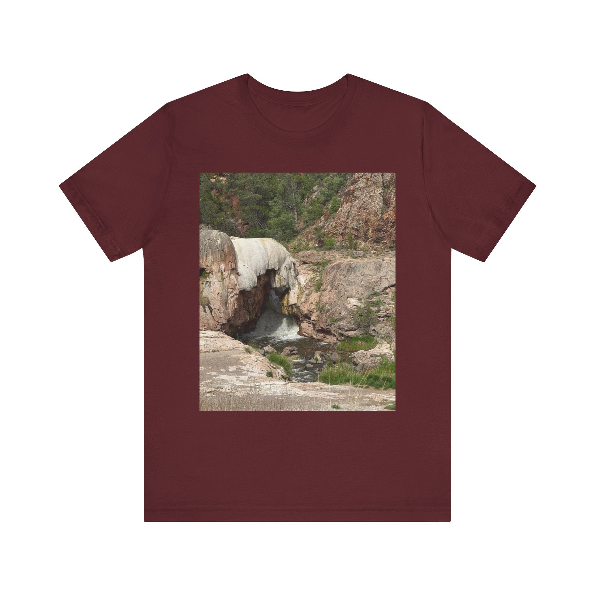 Waterfall Graphic Tee - Nature Lovers Unisex Shirt, Hiking Apparel, Summer Outfit, Gift for Adventure Seekers, Outdoor Enthusiasts
