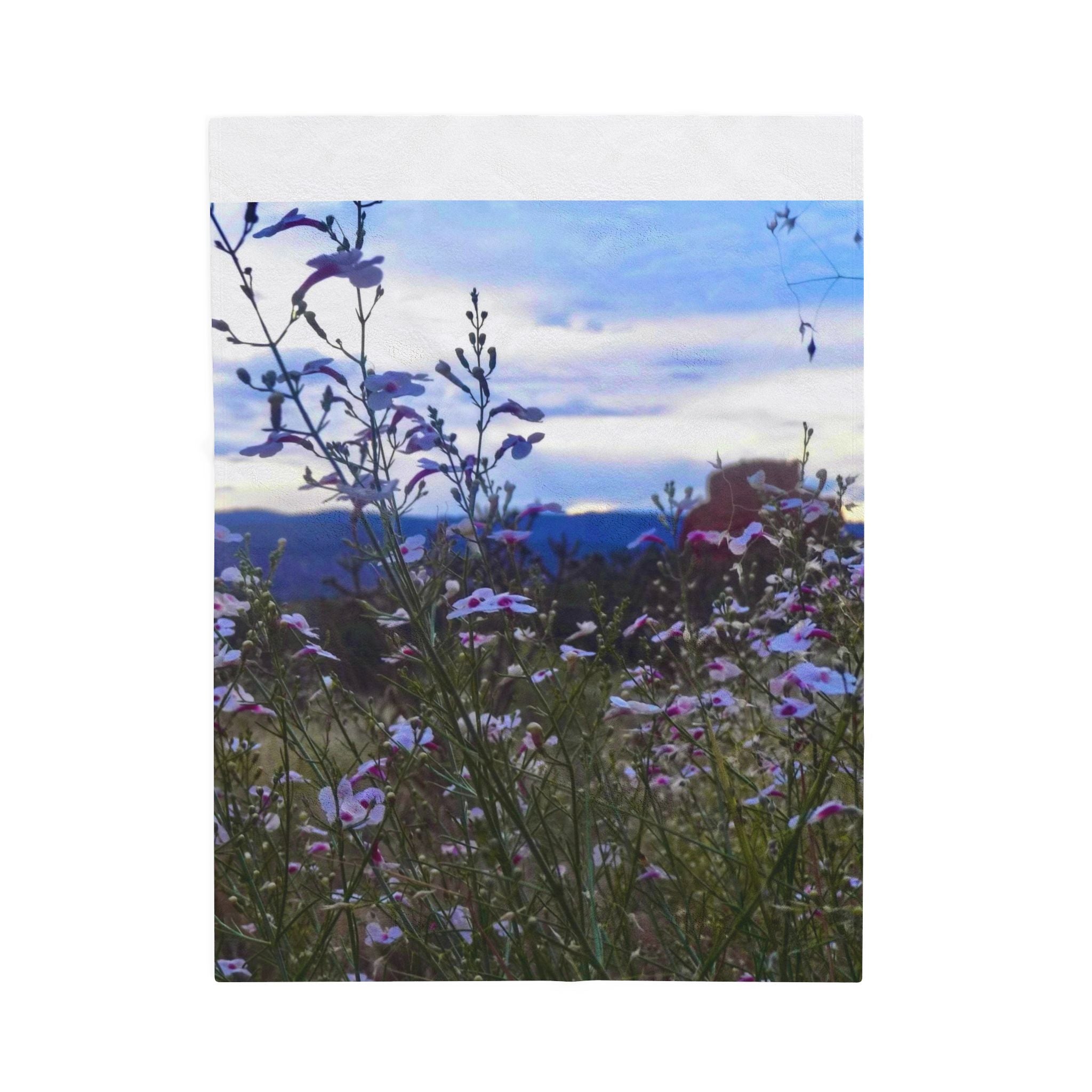 Cozy Floral Velveteen Blanket | Perfect for Home Decor, Gift for Friends, Cozy Nights, Flower Lovers, Soft Throw