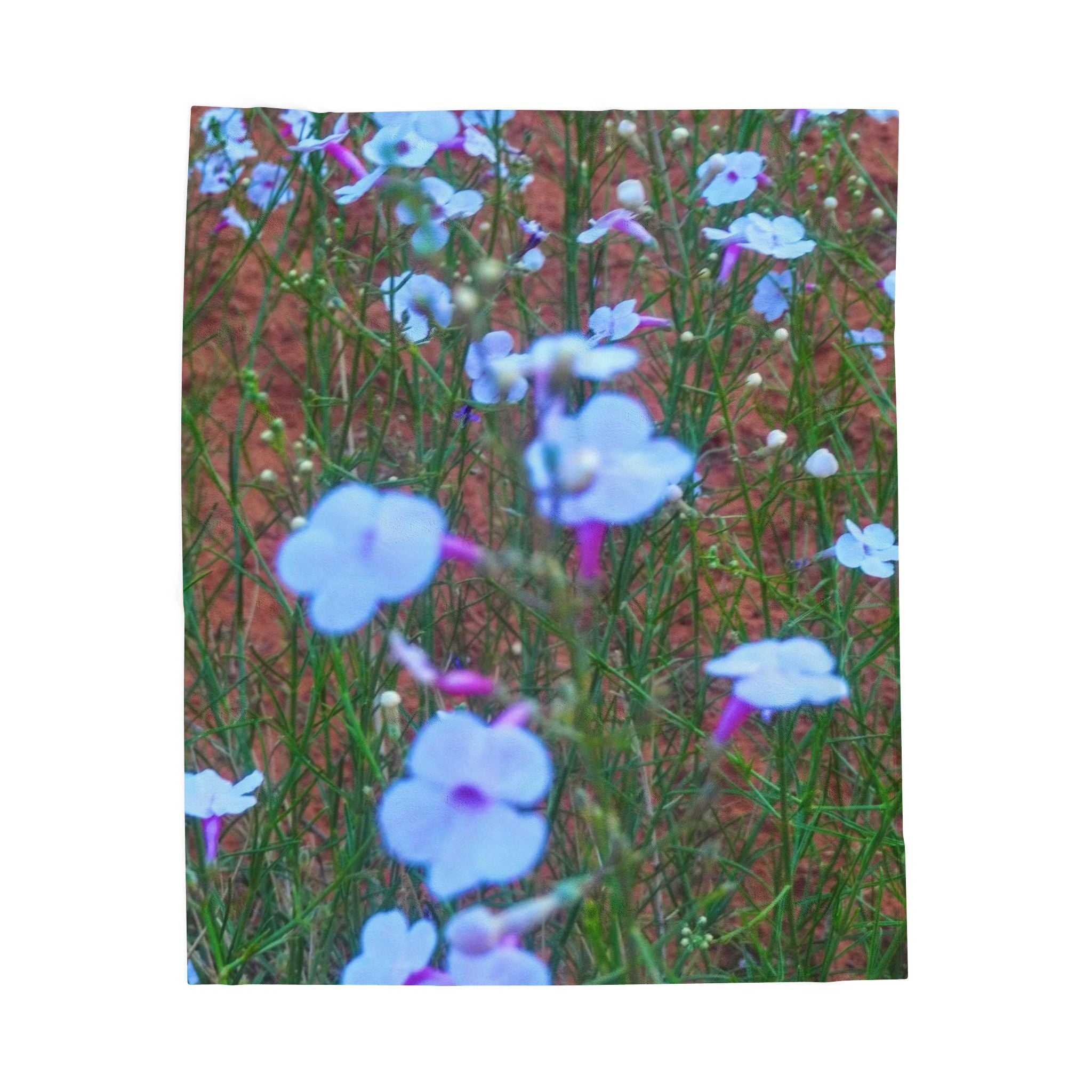 Cozy Floral Velveteen Blanket for Home Decor, Soft Throw for Living Room, Perfect Gift for Birthdays, Weddings, and Housewarmings