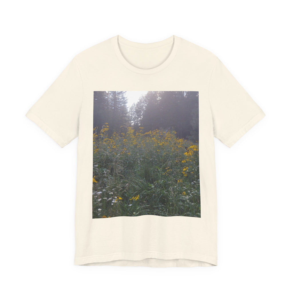Nature-Inspired Unisex Tee - Perfect for Nature Lovers, Summer Outings, Outdoor Events, Gifts for Friends, Eco-Conscious Fashion
