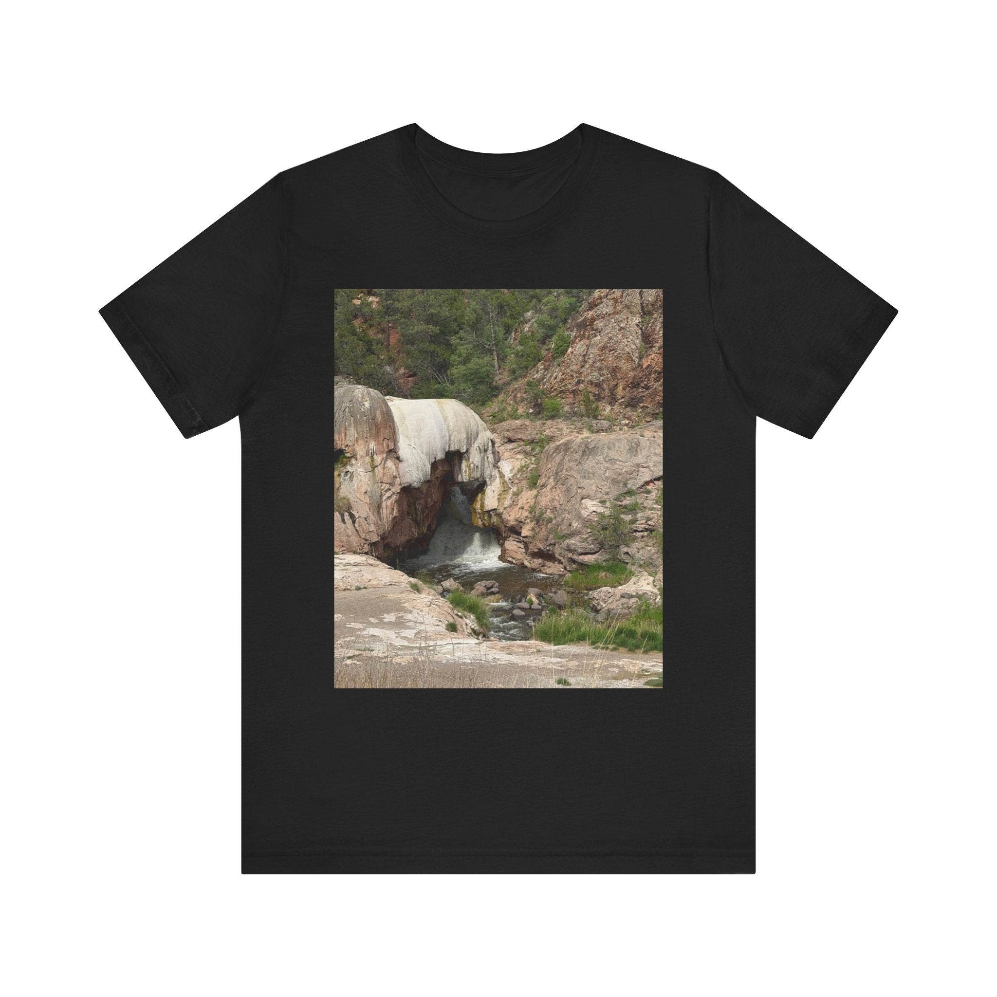 Waterfall Graphic Tee - Nature Lovers Unisex Shirt, Hiking Apparel, Summer Outfit, Gift for Adventure Seekers, Outdoor Enthusiasts