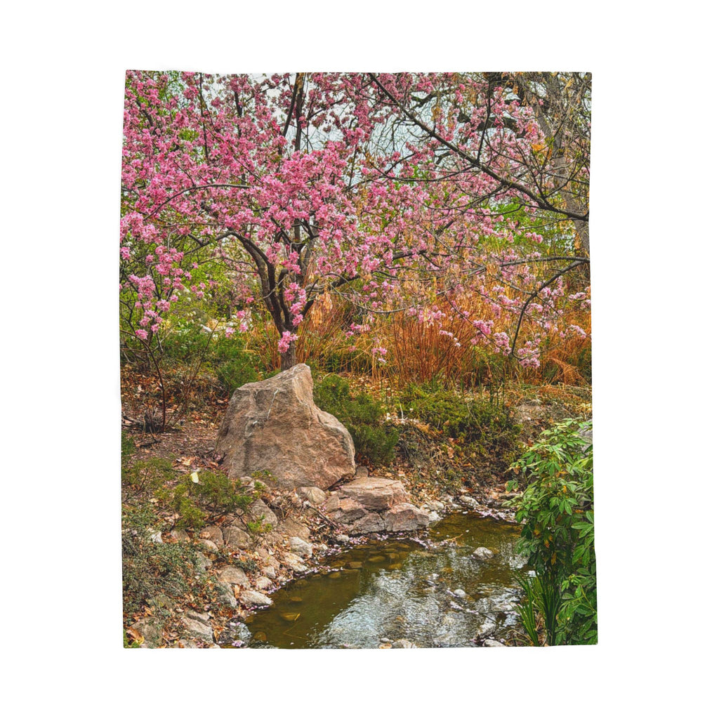 Serene Botanical Velveteen Plush Blanket, Cozy Throw Blanket, Floral Home Decor, Soft Blanket for Gifts, Spring Decor