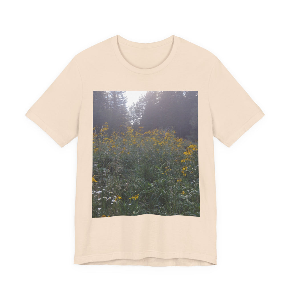 Nature-Inspired Unisex Tee - Perfect for Nature Lovers, Summer Outings, Outdoor Events, Gifts for Friends, Eco-Conscious Fashion