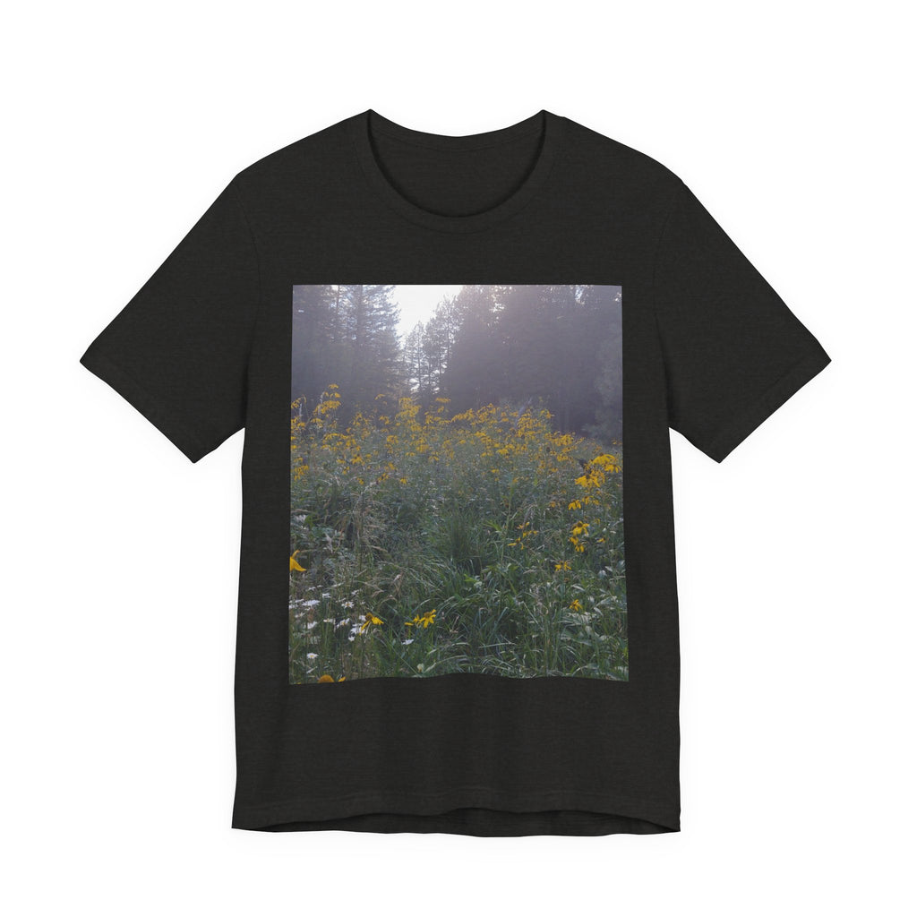 Nature-Inspired Unisex Tee - Perfect for Nature Lovers, Summer Outings, Outdoor Events, Gifts for Friends, Eco-Conscious Fashion