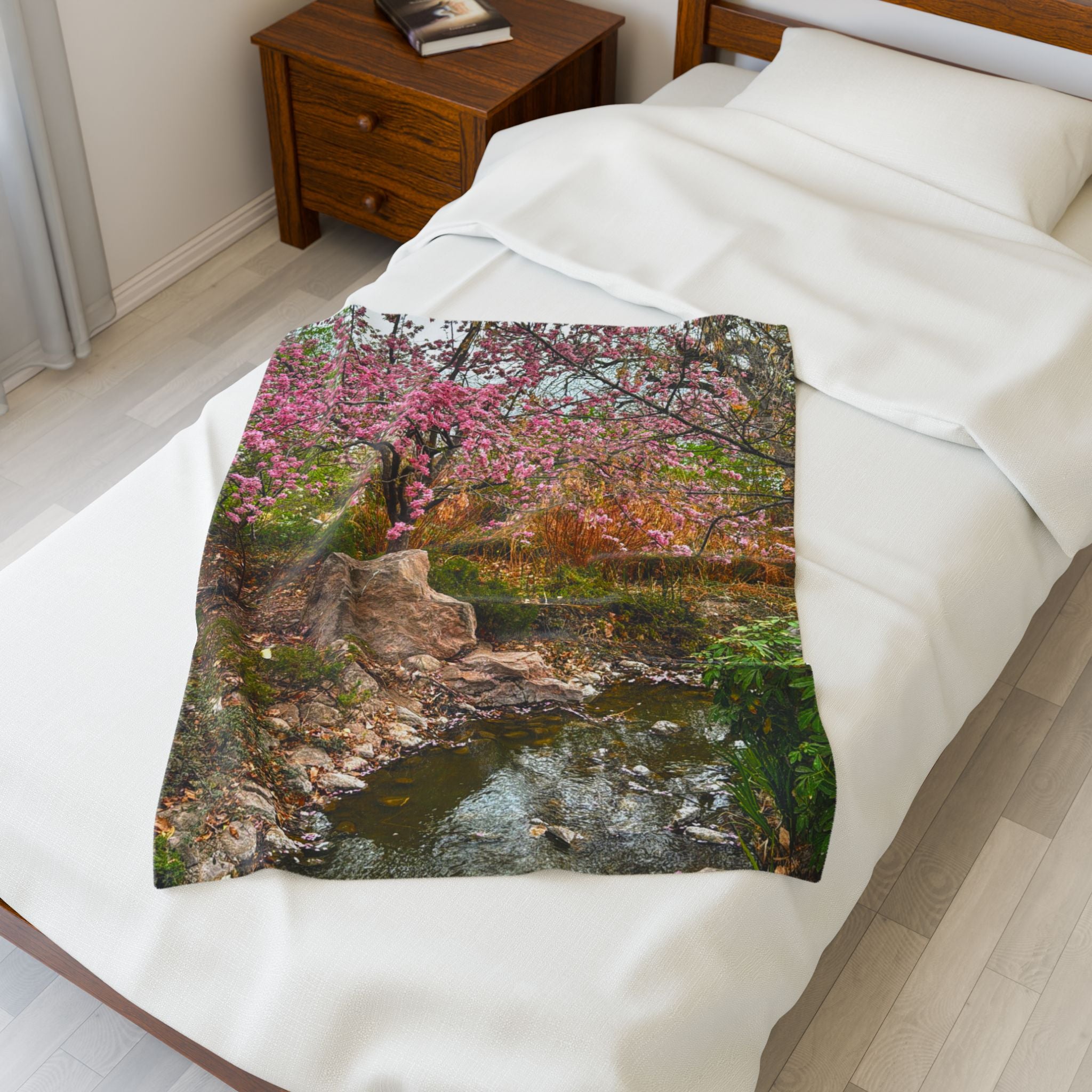 Serene Botanical Velveteen Plush Blanket, Cozy Throw Blanket, Floral Home Decor, Soft Blanket for Gifts, Spring Decor