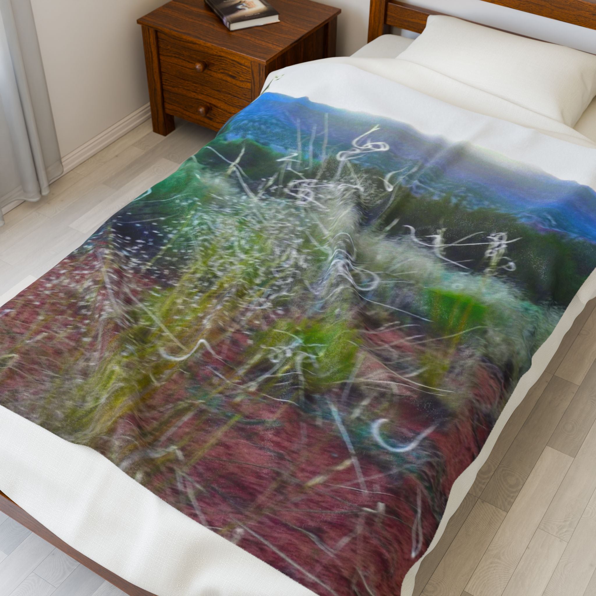 Cozy Velvet Blanket, Soft Plush Throw for Home Decor, Great for Gifts, Picnics, and Relaxation, Bohemian Style