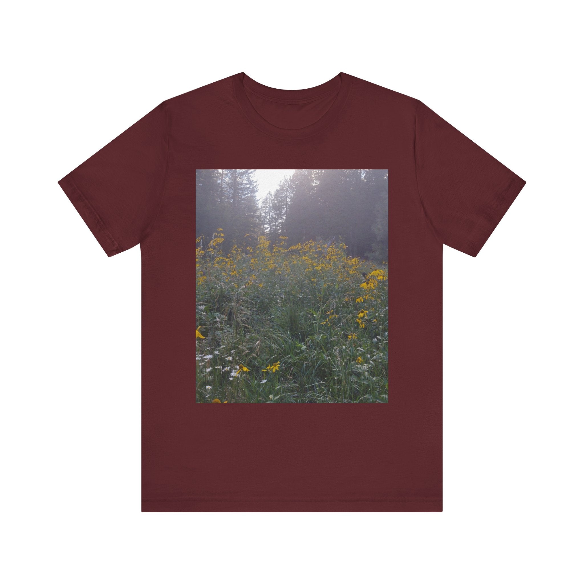 Nature-Inspired Unisex Tee - Perfect for Nature Lovers, Summer Outings, Outdoor Events, Gifts for Friends, Eco-Conscious Fashion