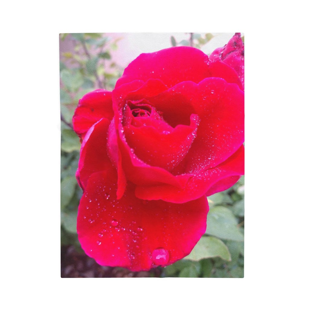 Cozy Floral Velveteen Plush Blanket - Perfect for Relaxation, Home Décor, Gifts, and Special Occasions